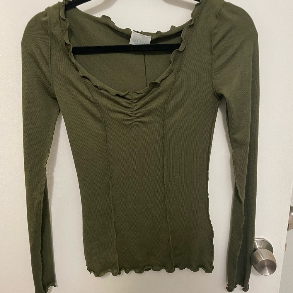 Lettuce Edge Long Sleeve